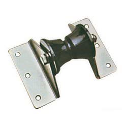 Musone di prua per delfiniere