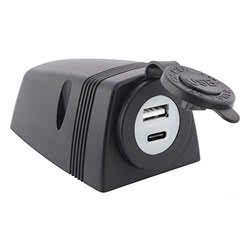 USB-A + USB-C socket with housing