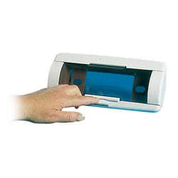Frontalino per radio con apertura smorzata con pulsante soft