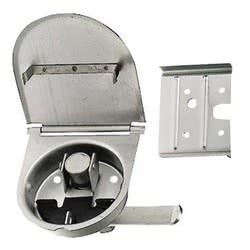 Lift and turn latch with cover