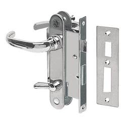 Serratura per locale WC con fermo dall’interno