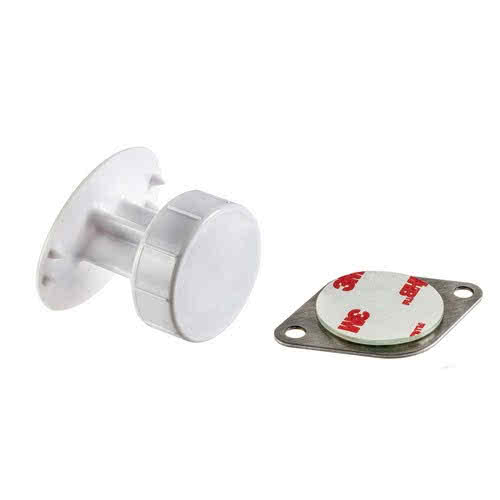 Magnetic and invisible anchoring system for cushions FOAM ANCHOR®
