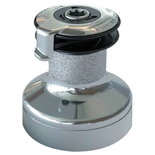LEWMAR Evo self-tailing winch
